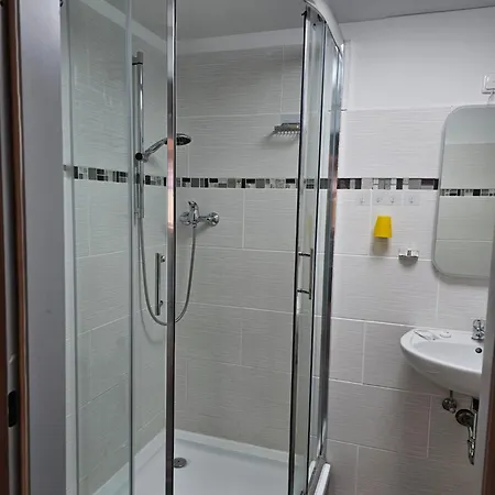 Cityappartement Am Goethehaus شقة *