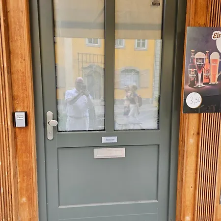 Cityappartement Am Goethehaus شقة *